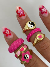 Load image into Gallery viewer, XOXO Ring