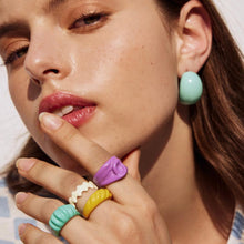 Cargar imagen en el visor de la galería, You're So Golden Ring
